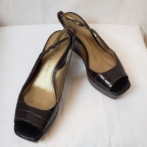 Marc Fisher croc embossed leather wedge sz 8.5